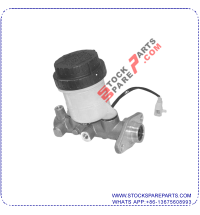 BRAKE MASTER CYLINDER MB699830